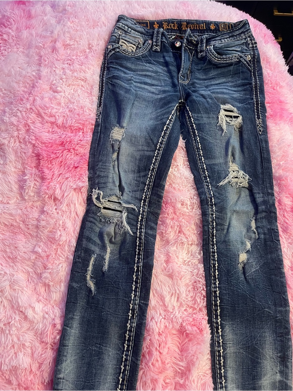 Rock Revival Bootcut Jeans in Dark Blue with Embroidered Pockets - Picture 3 of 5